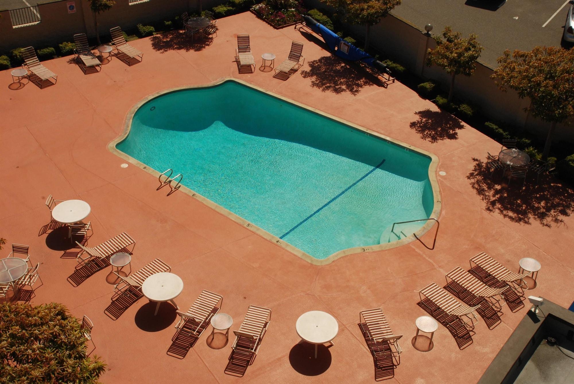 Oakland Airport Executive Hotel Extérieur photo
