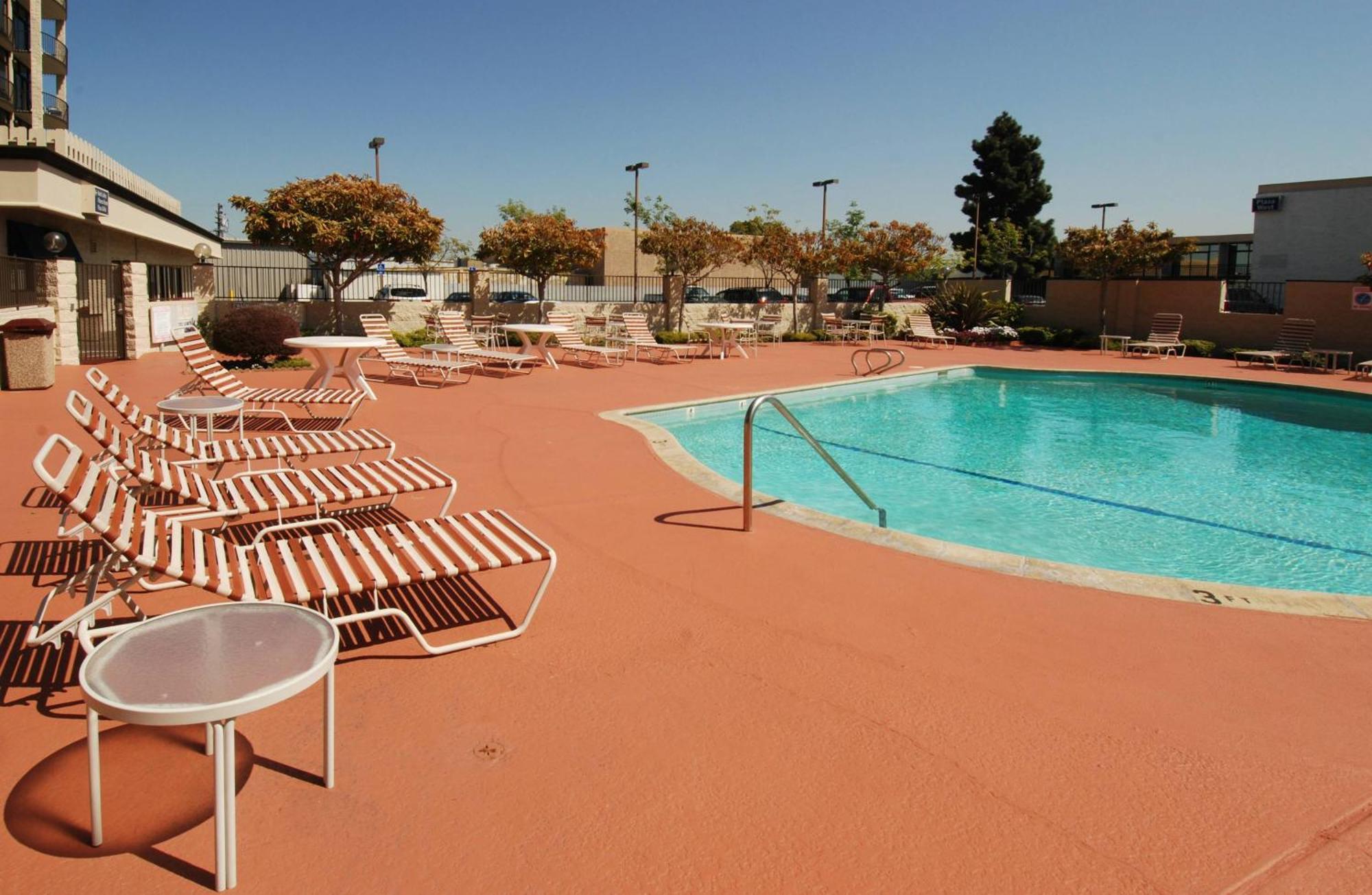 Oakland Airport Executive Hotel Extérieur photo