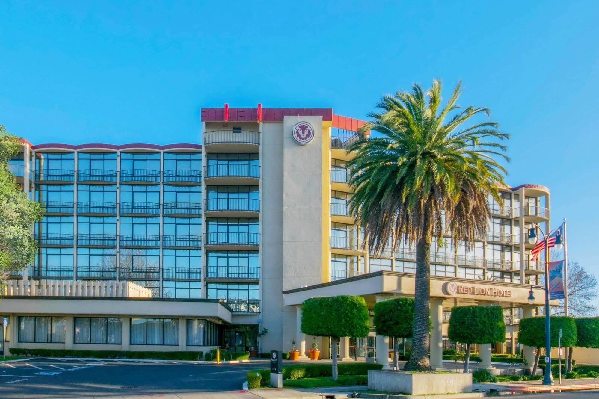 Oakland Airport Executive Hotel Extérieur photo